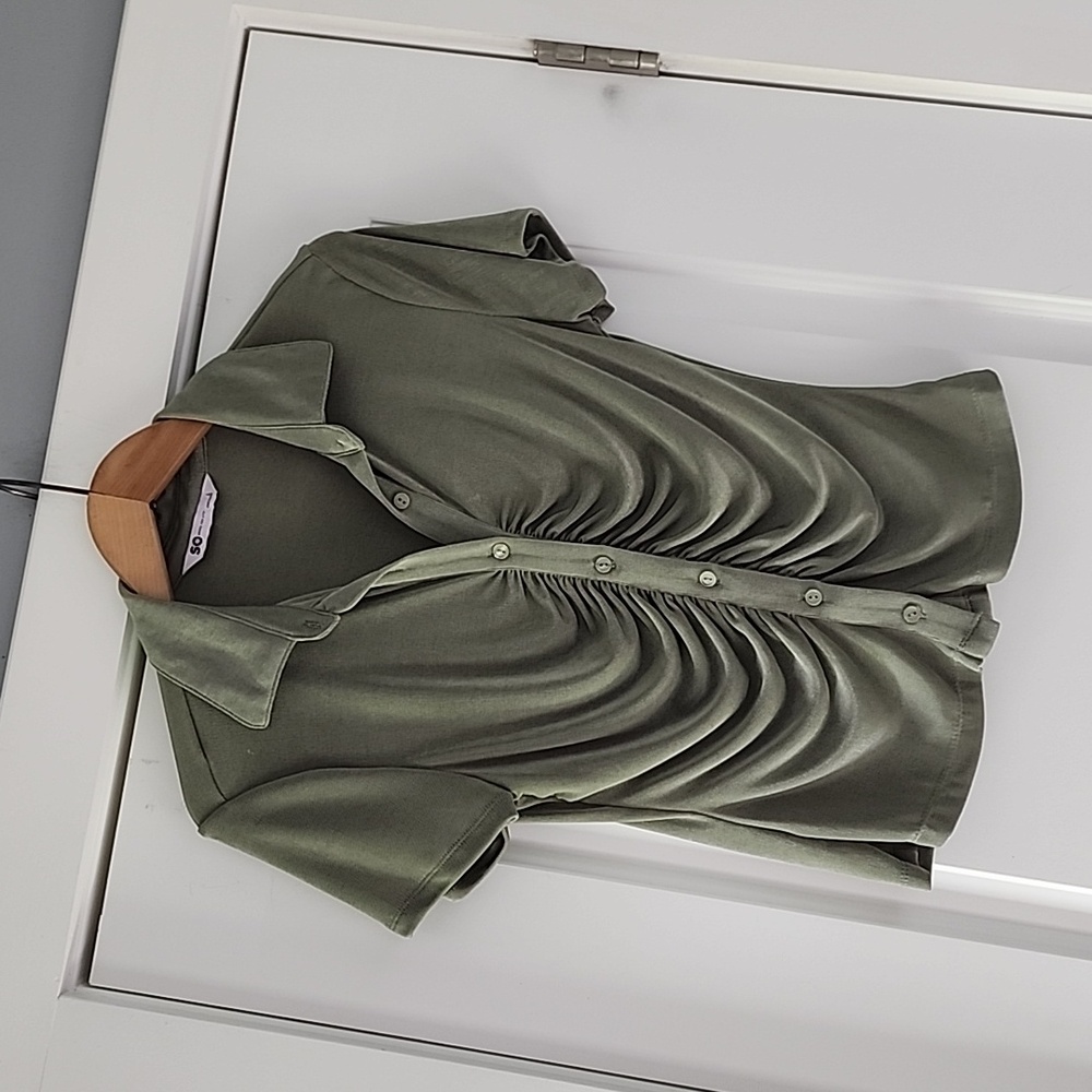 SO Goods For Life sage green button front, ruched front top blouse!
